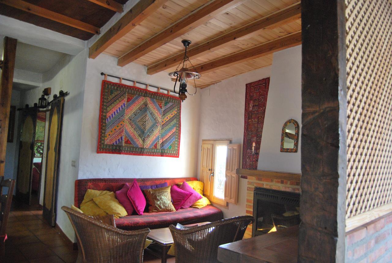 Casas Azahar-Alucema Guest House Zahara De La Sierra Luaran gambar