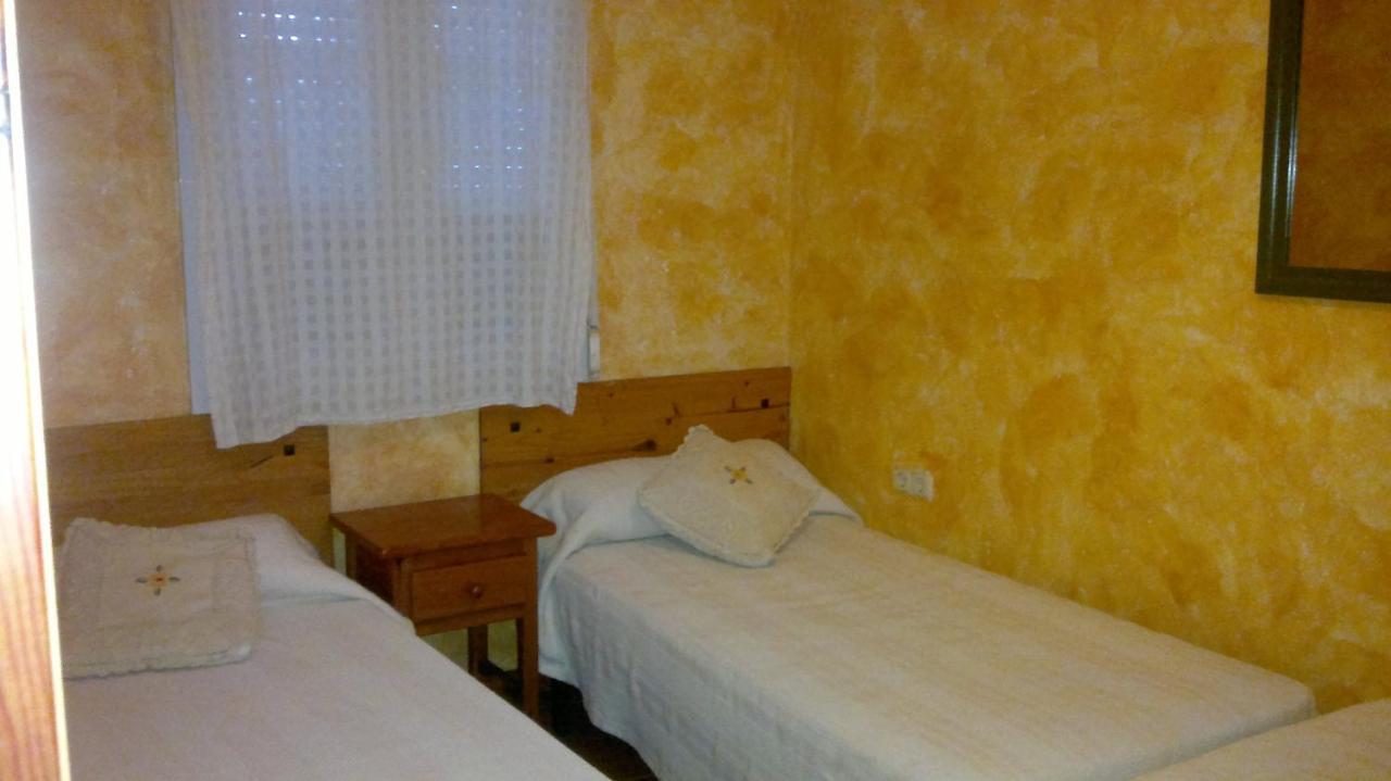 Casas Azahar-Alucema Guest House Zahara De La Sierra Luaran gambar