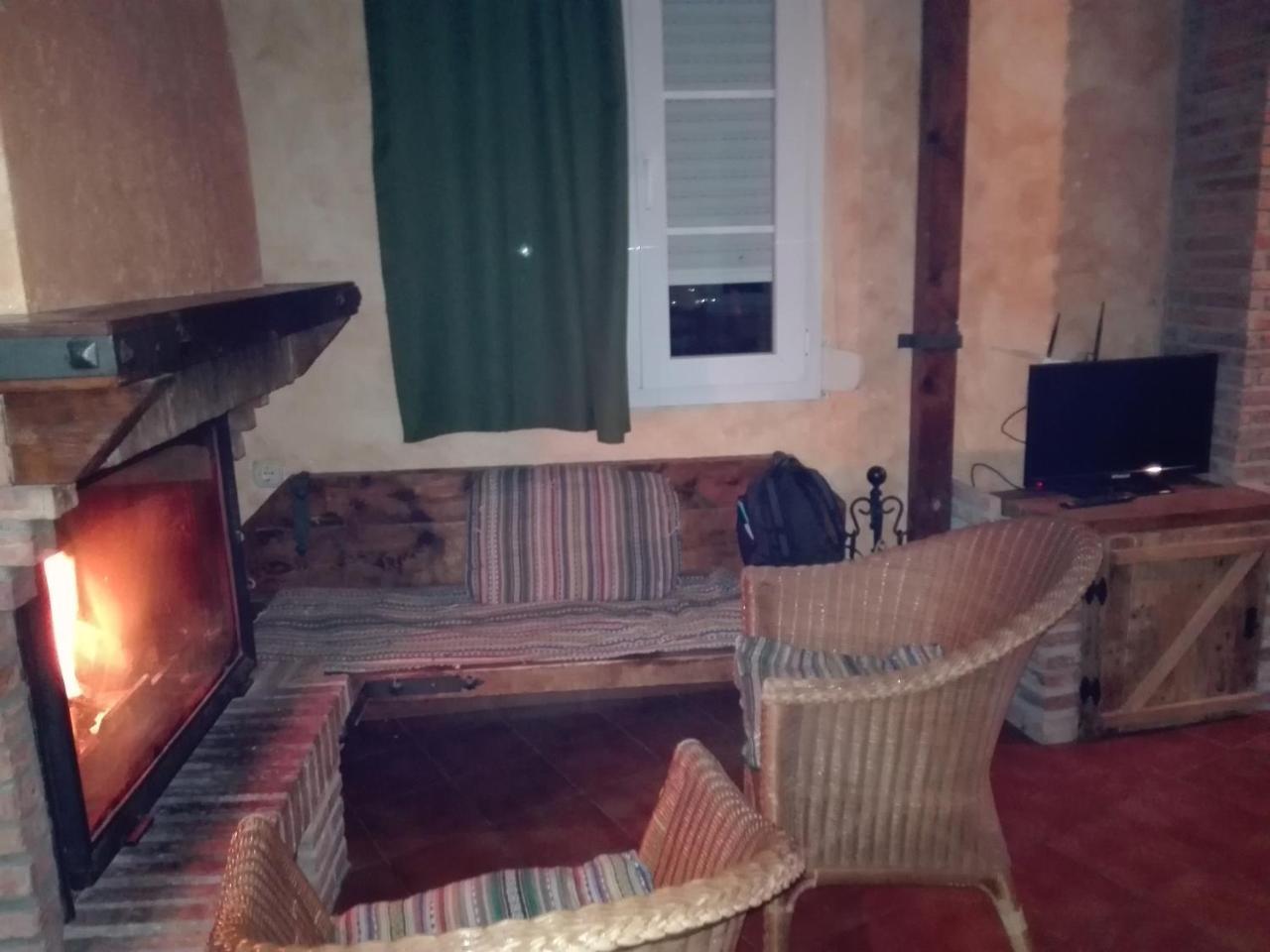 Casas Azahar-Alucema Guest House Zahara De La Sierra Luaran gambar